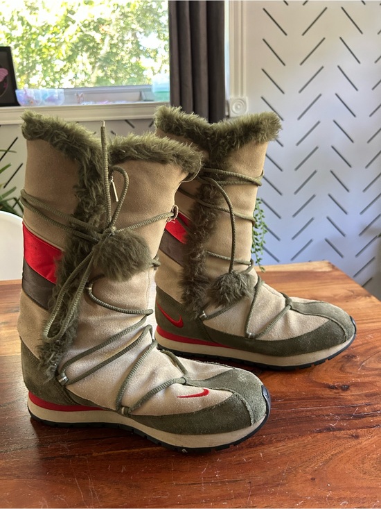 Nike Shoes - Nike Y2K tall suede winter boots